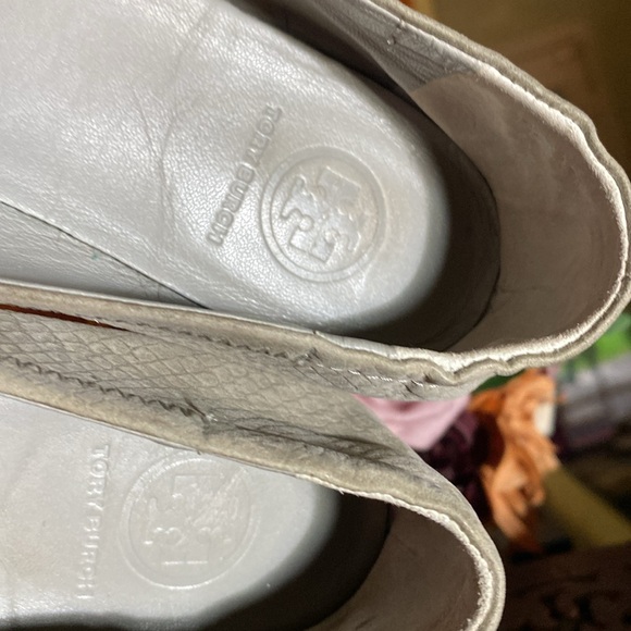 Tory Burch gray suede ballet shoe, women's size 6.5 - Picture 12 of 12
